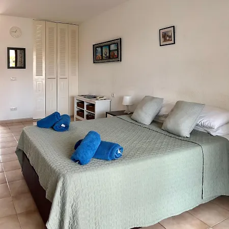 Pool View Studio In Castle Harbour C005 Apartment Los Cristianos (Tenerife)